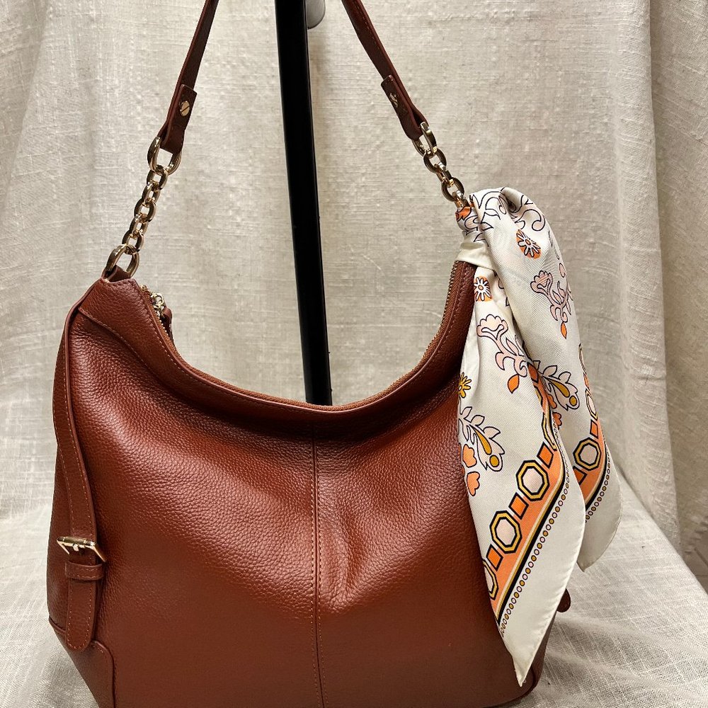 Ora Delphine Jacqueline Hobo